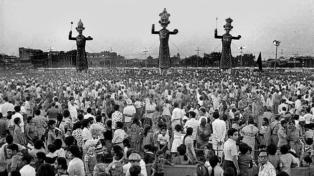 Dussehra celebrations on October 11, 1978.(Virendra Prabhakar / HT Photo) Dussehra celebrations on October 11, 1978.(Virendra Prabhakar / HT Photo)
