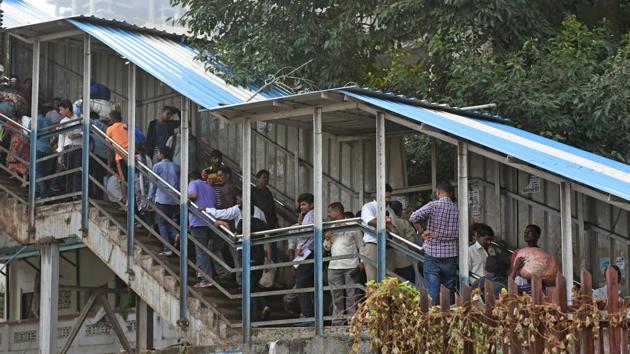 The bridge where stampede happened at Elphinstone road in Mumbai on Friday. (Satyabrata Tripathy/HT Photo) The bridge where stampede happened at Elphinstone road in Mumbai on Friday. (Satyabrata Tripathy/HT Photo)