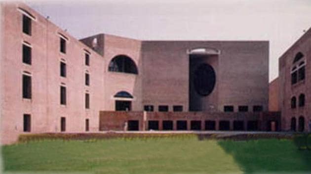 A plea by the Global IIM Alumni Network to the President and Prime Minister says that among 512 faculty members at top 10 IIMs, as of now there are just two SC and 13 OBC members while representation of ST in their panel of faculties is nil. (HT Photo) A plea by the Global IIM Alumni Network to the President and Prime Minister says that among 512 faculty members at top 10 IIMs, as of now there are just two SC and 13 OBC members while representation of ST in their panel of faculties is nil. (HT Photo)