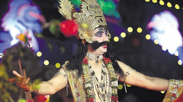 An artiste performs at the Ramlila organised by Shri Dharmic Leela Committee at Red Fort on Wednesday.(Raj K Raj/HT PHOTO) An artiste performs at the Ramlila organised by Shri Dharmic Leela Committee at Red Fort on Wednesday.(Raj K Raj/HT PHOTO)