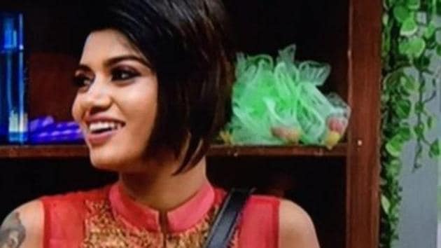 Oviya and Aarav are set to meet at the Bigg Boss Tamil house before the grand finale.(Twitter)
