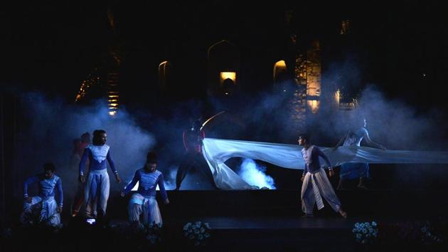 A dance group performs the epic of Mahabharata in an Indian contemporary form at the Purana Qila Dance Festival organised by Sahitya Kala Parishad, in New Delhi, India on September 26, 2017. (Arun Sharma / HT Photo) A dance group performs the epic of Mahabharata in an Indian contemporary form at the Purana Qila Dance Festival organised by Sahitya Kala Parishad, in New Delhi, India on September 26, 2017. (Arun Sharma / HT Photo)