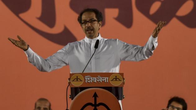 hiv Sena chief Uddhav Thackeray speaks during the Dussehra rally at Shivaji park in Mumbai on Saturday. (Kunal Patil/HT Photo) hiv Sena chief Uddhav Thackeray speaks during the Dussehra rally at Shivaji park in Mumbai on Saturday. (Kunal Patil/HT Photo)