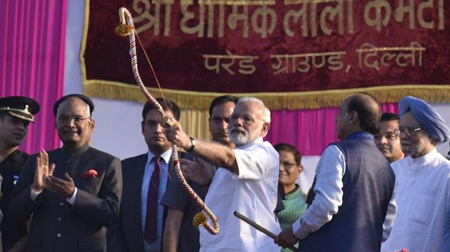 Arrows were fired to set the effigies of Ravana, Meghnad and Kumbhakaran ablaze at the Parade Ground, Delhi, and an event that was attended by President Ram Nath Kovind and Prime Minister Narendra Modi among a host of other dignitaries. The burning of the giant effigies, was organised by the Shri Dharmik Leela Committee, which has been organising the city’s one of the most high-profile Ramleela events at the grounds opposite the historic Red Fort since 1924. (Vipin Kumar / HT Photo) Arrows were fired to set the effigies of Ravana, Meghnad and Kumbhakaran ablaze at the Parade Ground, Delhi, and an event that was attended by President Ram Nath Kovind and Prime Minister Narendra Modi among a host of other dignitaries. The burning of the giant effigies, was organised by the Shri Dharmik Leela Committee, which has been organising the city’s one of the most high-profile Ramleela events at the grounds opposite the historic Red Fort since 1924. (Vipin Kumar / HT Photo)