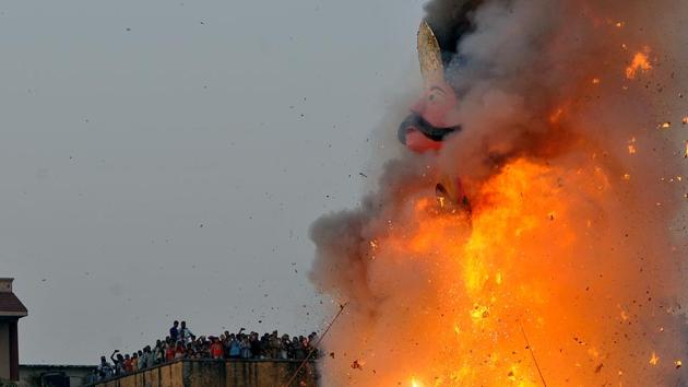 An effigy of Ravana goes up in flames marking the end of Dussehra in Jammu on Saturday. (Nitin Kanotra/HT) An effigy of Ravana goes up in flames marking the end of Dussehra in Jammu on Saturday. (Nitin Kanotra/HT)