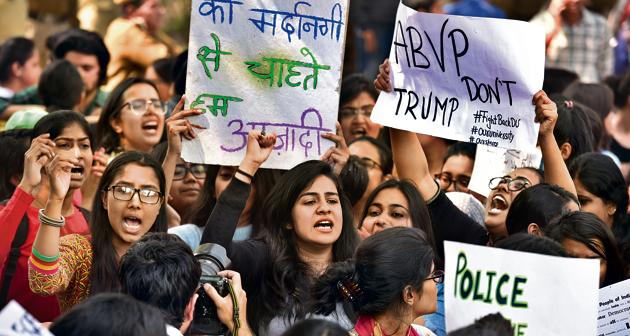 A protest against the RSS-backed ABVP in the Delhi University campus on February 28 following clashes at Ramjas College. In the union election that followed, the left-wing AISA made violence on the campus a campaign issue to galvanise students against ABVP.(Raj K Raj/HT PHOTO)