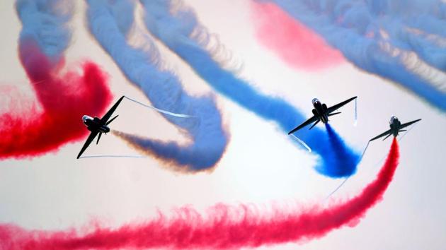 The British Royal Air Force's (RAF) aerobatic team, the ‘Red Arrows’, performs aerial manoeuvres during celebrations marking Saudi Arabia's 87th National Day, in Jeddah on September 25, 2017. (Amer Hilabi / AFP) The British Royal Air Force's (RAF) aerobatic team, the ‘Red Arrows’, performs aerial manoeuvres during celebrations marking Saudi Arabia's 87th National Day, in Jeddah on September 25, 2017. (Amer Hilabi / AFP)