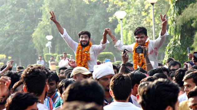 Delhi University Students’ Union (DUSU) Vice President Kunal Sehrawat and President Rocky Tuseed after winning the elections recently. (Waseem gashroo/HT Photo) Delhi University Students’ Union (DUSU) Vice President Kunal Sehrawat and President Rocky Tuseed after winning the elections recently. (Waseem gashroo/HT Photo)