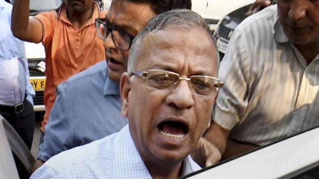BHU vice chancellor Girish Chandra Tripathi talks to the media after a meeting at IIC in New Delhi on September 26. (PTI File Photo) BHU vice chancellor Girish Chandra Tripathi talks to the media after a meeting at IIC in New Delhi on September 26. (PTI File Photo)