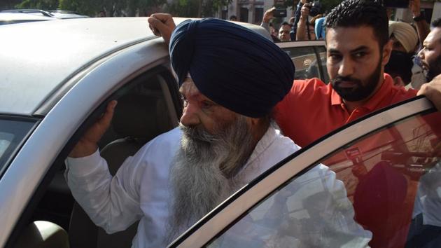 Senior Akali leader Sucha Singh Langah in Chandigarh on Monday. (Sikander Singh/HT) Senior Akali leader Sucha Singh Langah in Chandigarh on Monday. (Sikander Singh/HT)