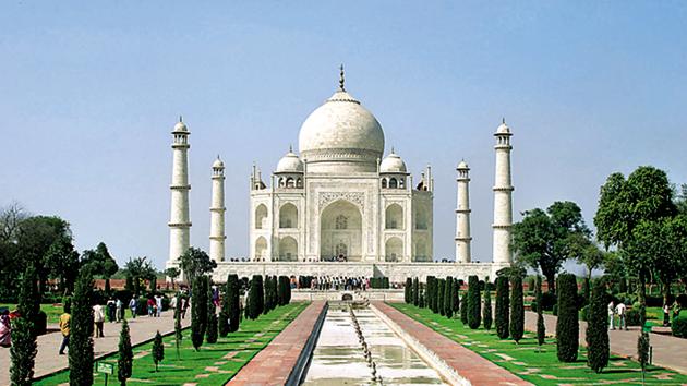 There were reports in a section of the media saying the Taj Mahal has been excluded from the state government’s new tourism booklet.(HT File Photo)