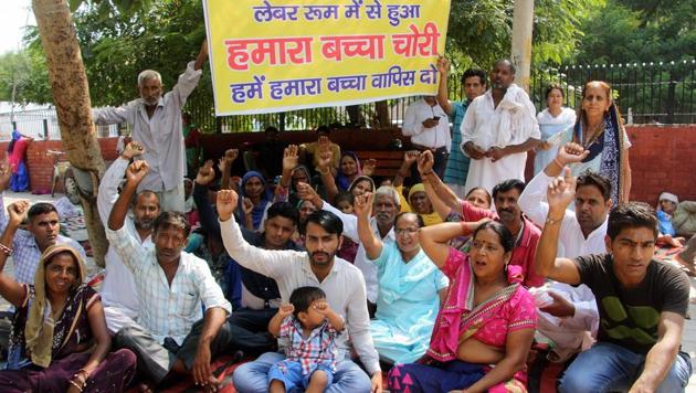 The family members and relatives of the missing newborn have been holding protest at PGIMS, Rohtak, since. (HT File Photo) The family members and relatives of the missing newborn have been holding protest at PGIMS, Rohtak, since. (HT File Photo)