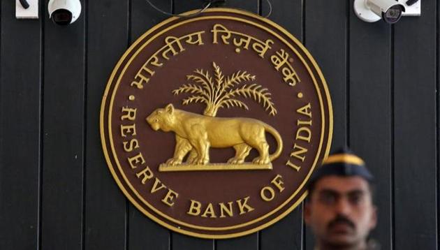 A security personnel member stands guard at the entrance of the Reserve Bank of India (RBI) headquarters in Mumbai, India, August 2, 2017. (Reuters File Photo) A security personnel member stands guard at the entrance of the Reserve Bank of India (RBI) headquarters in Mumbai, India, August 2, 2017. (Reuters File Photo)