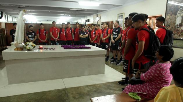 Chile’s football team visited Mother House in Kolkata as they gear up for the FIFA U-17 World Cup.(Chile U-17 Team)