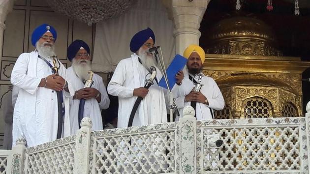 Giani Gurbachan Singh addressing from Akal Takht Sahib in Amritsar on Thursday. (HT Photo) Giani Gurbachan Singh addressing from Akal Takht Sahib in Amritsar on Thursday. (HT Photo)