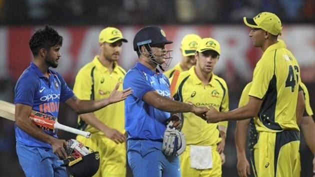 Live streaming of India vs Australia, 1st T20 was available online. India rode on a solid show from Kuldeep Yadav and Jasprit Bumrah to beat Australia by nine wickets in the rain-curtailed first T20 in Ranchi.(PTI)