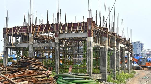 Work in progress at Guzderband Pumping Station in Mumbai. (Shashi S Kashyap/ Hindustan Times) Work in progress at Guzderband Pumping Station in Mumbai. (Shashi S Kashyap/ Hindustan Times)