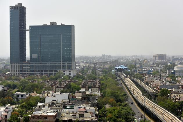 Uttar Pradesh government had directed the YEIDA to pay farmers land compensation enhanced by 64% (HT File) Uttar Pradesh government had directed the YEIDA to pay farmers land compensation enhanced by 64% (HT File)