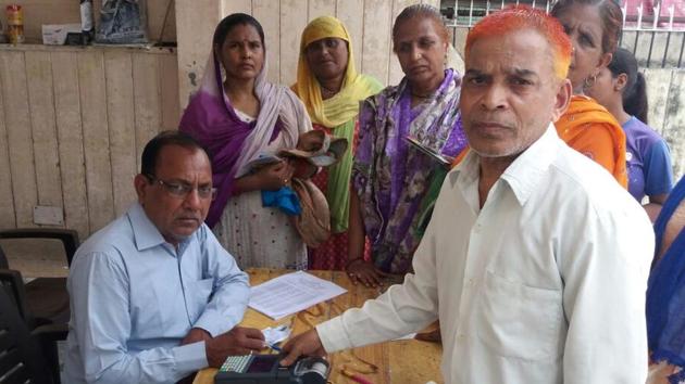 The district supplies officials have installed biometric machines at 516 of 723 ration shops in Ghaziabad. The district supplies officials have installed biometric machines at 516 of 723 ration shops in Ghaziabad.