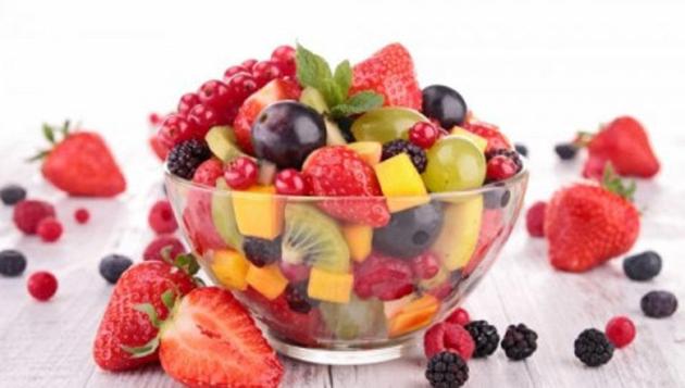 According to research, increasing fruit intake is one way women may be able to reduce their risk of breast cancer. (Shutterstock) According to research, increasing fruit intake is one way women may be able to reduce their risk of breast cancer. (Shutterstock)