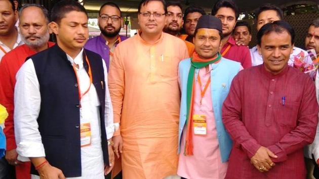 BJYM members with minister of state Dhan Singh Rawat (extreme right) at a meeting in Kotdwar on Sunday. (HT Photo) BJYM members with minister of state Dhan Singh Rawat (extreme right) at a meeting in Kotdwar on Sunday. (HT Photo)