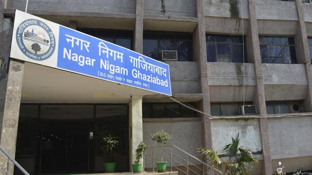 The Aam Aadmi Party said on Sunday it will revamp the working of the Ghaziabad Municipal Corporation and halve the house tax if they come to power. (Sakib Ali/ HT Photot)