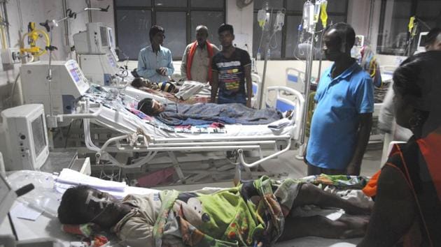 An inside view of a ward of BRD Hospital in Gorakhpur. (HT File Photo)