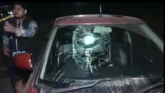 The damaged windshield of complainant Munish Manhas’s car. (HT Photo) The damaged windshield of complainant Munish Manhas’s car. (HT Photo)