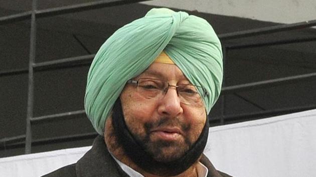 Chief minister Captain Amarinder Singh has requested Union finance minister Arun Jaitley to allow Punjab to swap the high cost loans from the NSSF and market with low cost market borrowings. (HT File Photo) Chief minister Captain Amarinder Singh has requested Union finance minister Arun Jaitley to allow Punjab to swap the high cost loans from the NSSF and market with low cost market borrowings. (HT File Photo)