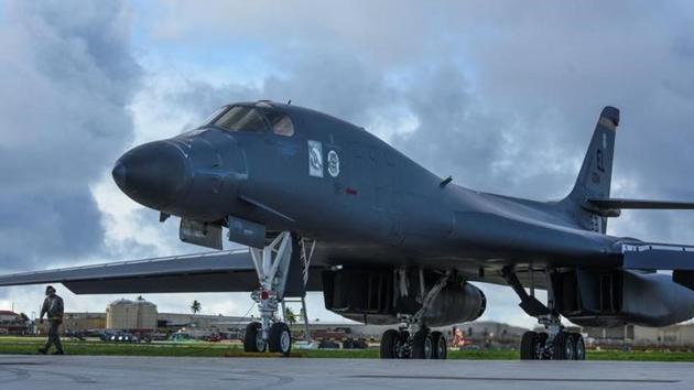 Two B-1B Lancers based in Guam flew a mission in the vicinity of the Sea of Japan late Tuesday. (Reuters File Photo) Two B-1B Lancers based in Guam flew a mission in the vicinity of the Sea of Japan late Tuesday. (Reuters File Photo)