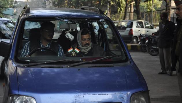 Delhi chief ministar Arvind Kejriwal in his blue WagonR car in January 2013 in Ghaziabad.(Sakib Ali/HT File Photo) Delhi chief ministar Arvind Kejriwal in his blue WagonR car in January 2013 in Ghaziabad.(Sakib Ali/HT File Photo)