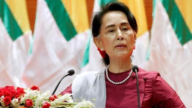 Myanmar State Counselor Aung San Suu Kyi delivers a speech to the nation over the Rakhine and Rohingya situation, in Naypyitaw, Myanmar September 19, 2017.(Reuters File Photo)
