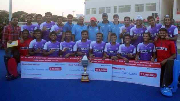 India’s junior hockey team pose after winning the All-India KD Singh ‘Babu’ hockey tournament in Lucknow on Wednesday. (HT Photo) India’s junior hockey team pose after winning the All-India KD Singh ‘Babu’ hockey tournament in Lucknow on Wednesday. (HT Photo)