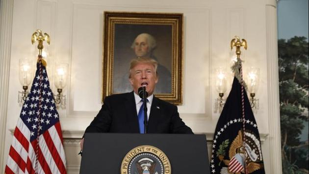 U.S. President Donald Trump speaks about the Iran nuclear deal in the Diplomatic Room of the White House in Washington, U.S., October 13, 2017.(REUTERS Photo)