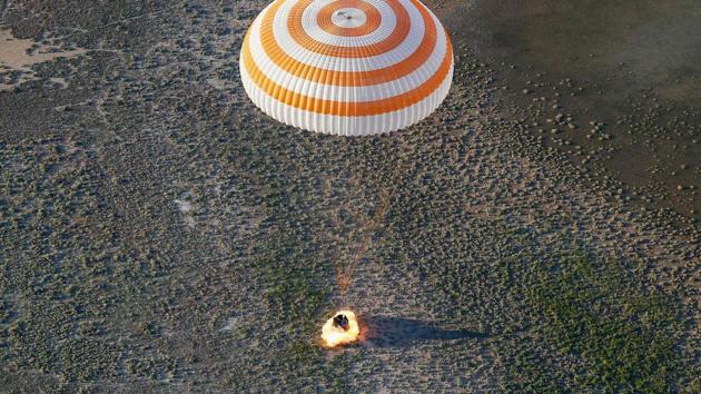 The Soyuz MS-03 space capsule carrying the International Space Station crew of Russian cosmonaut Oleg Novitskiy and French astronaut Thomas Pesquet lands in a remote area outside the town of Dzhezkazgan (Zhezkazgan), Kazakhstan, on June 2, 2017. (AFP File Photo) The Soyuz MS-03 space capsule carrying the International Space Station crew of Russian cosmonaut Oleg Novitskiy and French astronaut Thomas Pesquet lands in a remote area outside the town of Dzhezkazgan (Zhezkazgan), Kazakhstan, on June 2, 2017. (AFP File Photo)