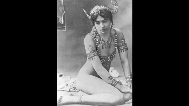 Dutch spy Mata Hari is seen performing during the finale of the Dance of the Seven Veils. The ultimate femme fatale, she has inspired a dozen films, numerous books, historical works, exhibitions and even a ballet by the Dutch National Ballet. (Walery / Hulton Archive / Getty Images))