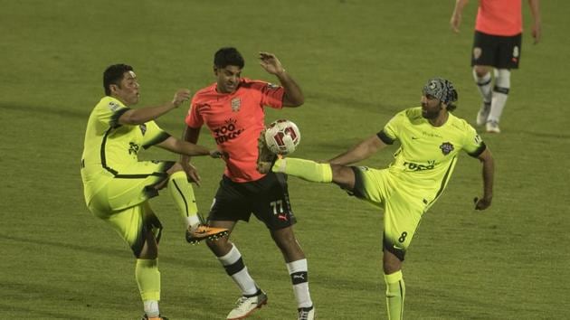 The match between All Hearts and All Stars was a celebrity event played to raise money for charity. (Satish Bate/HT Photo)