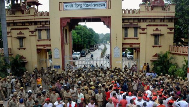 Student From Fiji Beaten On Bhu Campus No Arrest Latest News India Hindustan Times