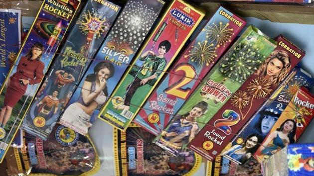 The orders state that manufacture, sale or use of crackers that generate noise exceeding 125 dB(AI) or 145 dB(C) at 4 metres from the point of bursting shall be prohibited with immediate effect. (HT File) The orders state that manufacture, sale or use of crackers that generate noise exceeding 125 dB(AI) or 145 dB(C) at 4 metres from the point of bursting shall be prohibited with immediate effect. (HT File)