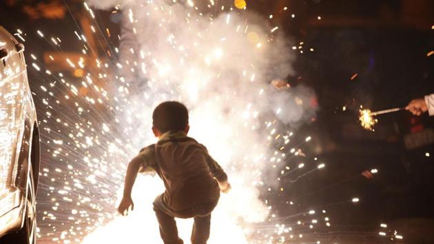Ground-level officials said feel that it is difficult to check online trading of the crackers as there are hundreds of online outlets involved in this trade. (HT File) Ground-level officials said feel that it is difficult to check online trading of the crackers as there are hundreds of online outlets involved in this trade. (HT File)