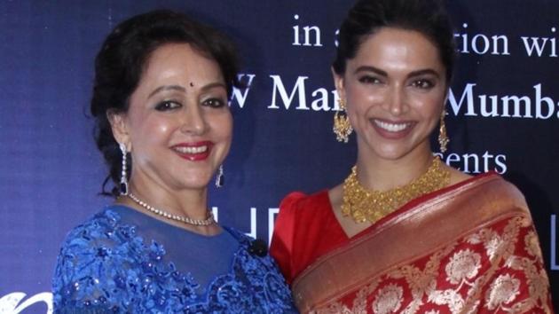 Mumbai: Actress Hema Malini with Deepika Padukone at the book launch of her biography - "Beyond The Dream Girl" in Mumbai on Sept 16, 2017. (Photo: IANS) (IANS) Mumbai: Actress Hema Malini with Deepika Padukone at the book launch of her biography - "Beyond The Dream Girl" in Mumbai on Sept 16, 2017. (Photo: IANS) (IANS)