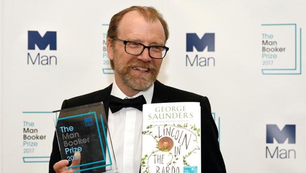 George Saunders, author of 'Lincoln in the Bardo', poses for photographers after winning the Man Booker Prize for Fiction 2017 in London on October 17. (REUTERS) George Saunders, author of 'Lincoln in the Bardo', poses for photographers after winning the Man Booker Prize for Fiction 2017 in London on October 17. (REUTERS)