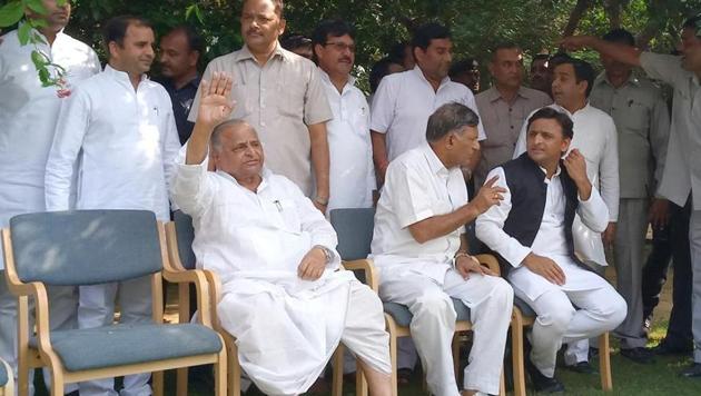 Akhilesh Yadav and Mulayam Singh Yadav along with other leaders in Saifai on Thursday. (Sughar Singh / HT Photo) Akhilesh Yadav and Mulayam Singh Yadav along with other leaders in Saifai on Thursday. (Sughar Singh / HT Photo)