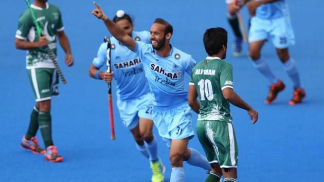 The Indian hockey team will look to continue their unbeaten run when they take on Pakistan in their third and final Super 4 match of the 10th men’s Asia Cup on Saturday.(Getty Images)