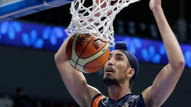 Amjyot Singh became the latest Indian basketball player to be included in the 2017 NBA G League Draft.(Twitter) Amjyot Singh became the latest Indian basketball player to be included in the 2017 NBA G League Draft.(Twitter)