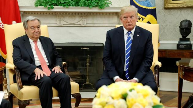 U.S. President Donald Trump waits for reporters to enter the room as he welcomes United Nations Secretary General Antonio Guterres for a meeting in the Oval Office at the White House in Washington, U.S., October 20, 2017. (REUTERS Photo) U.S. President Donald Trump waits for reporters to enter the room as he welcomes United Nations Secretary General Antonio Guterres for a meeting in the Oval Office at the White House in Washington, U.S., October 20, 2017. (REUTERS Photo)