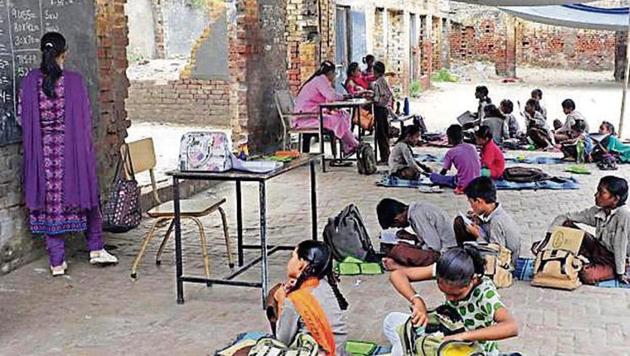 A government primary school in Ludhiana. (HT File) A government primary school in Ludhiana. (HT File)