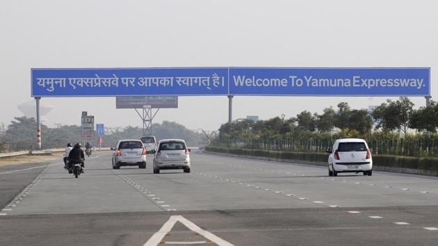 In 2010, YEIDA had marketed Sector 17A as a ‘mini-special economic zone (SEZ)’ with an aim to create jobs for children of farmers, who gave their agricultural land for this scheme. (HT File) In 2010, YEIDA had marketed Sector 17A as a ‘mini-special economic zone (SEZ)’ with an aim to create jobs for children of farmers, who gave their agricultural land for this scheme. (HT File)