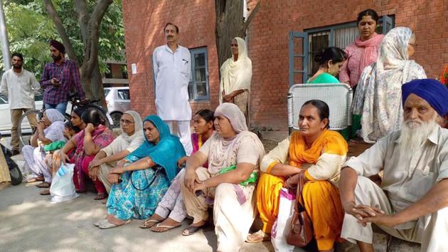 Families of the nine of the 39 Indians missing in Iraq at government medical college in Amritsar where they were called to give samples for DNA tests. (HT Photo) Families of the nine of the 39 Indians missing in Iraq at government medical college in Amritsar where they were called to give samples for DNA tests. (HT Photo)