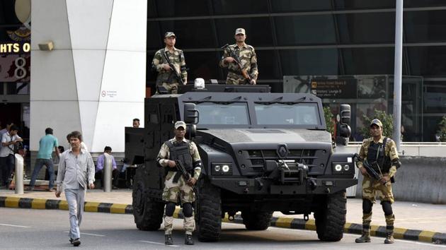 Currently, the vehicle for the CISF personnel is deployed at the departure forecourt of Terminal 3 for most of the day’s duration and goes to Terminal 1 for some time. The force plans to use the vehicle in other parts of the country also, especially the Naxal belt. (Vipin Kumar / HT Photo)